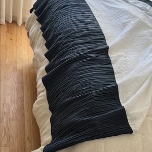 Nicole Miller Navy Blue Bed skirt